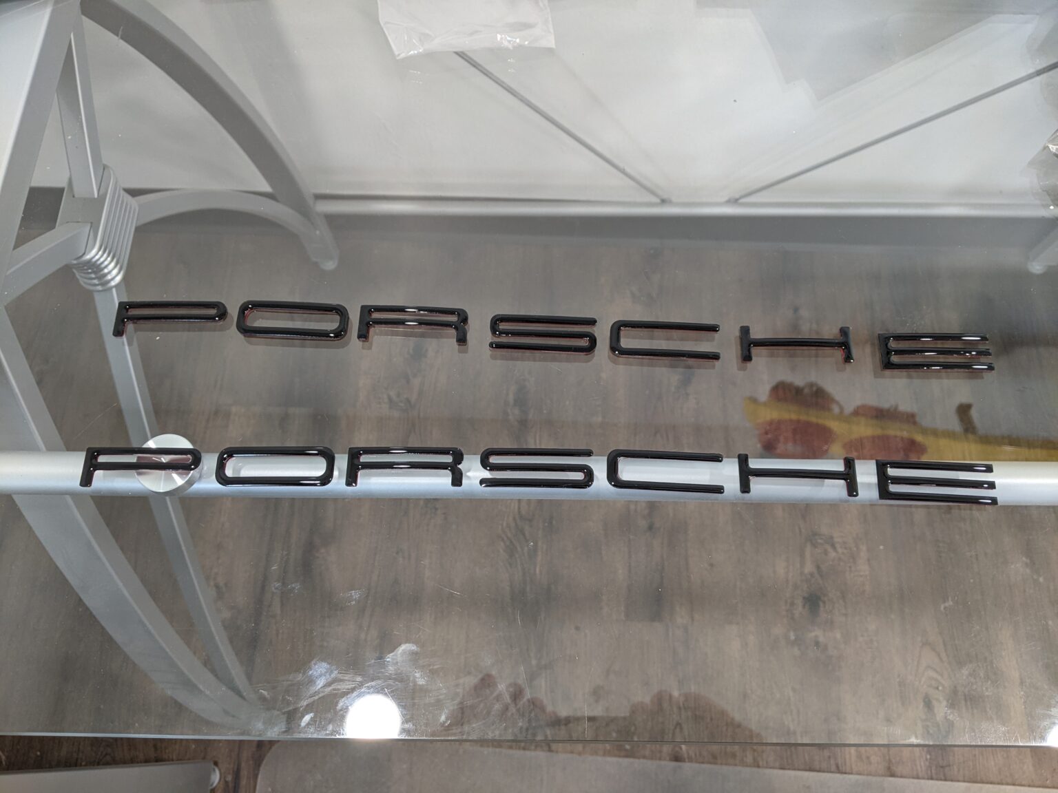 Cam Cover Lettering – 928 Motorsports
